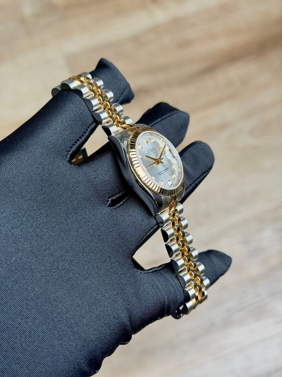 Rolex Datejust 31 Silver Diamond Fluted Jubilee Preowned 2015 178273