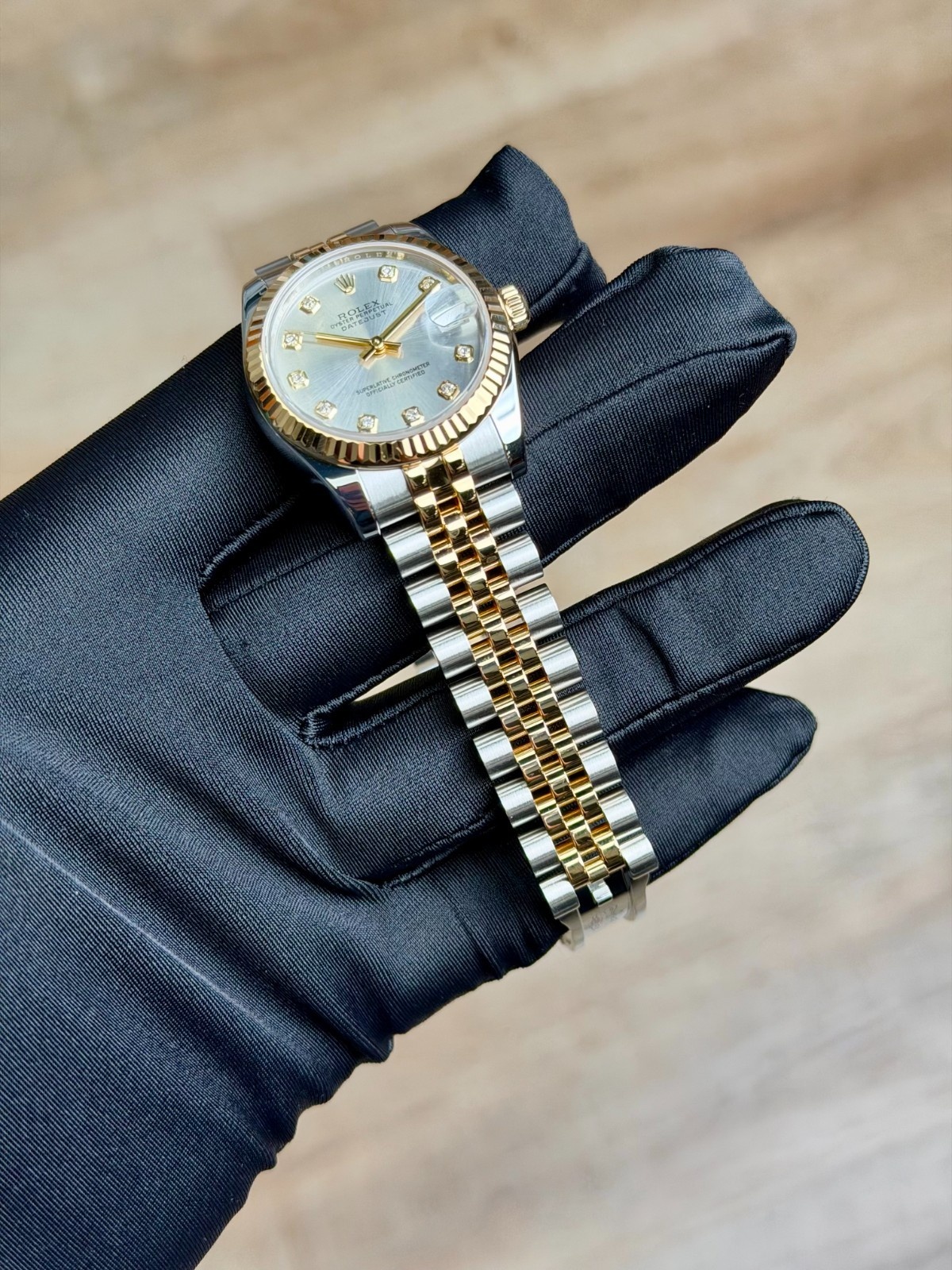 Rolex Datejust 31 Silver Diamond Fluted Jubilee Preowned 2015 178273