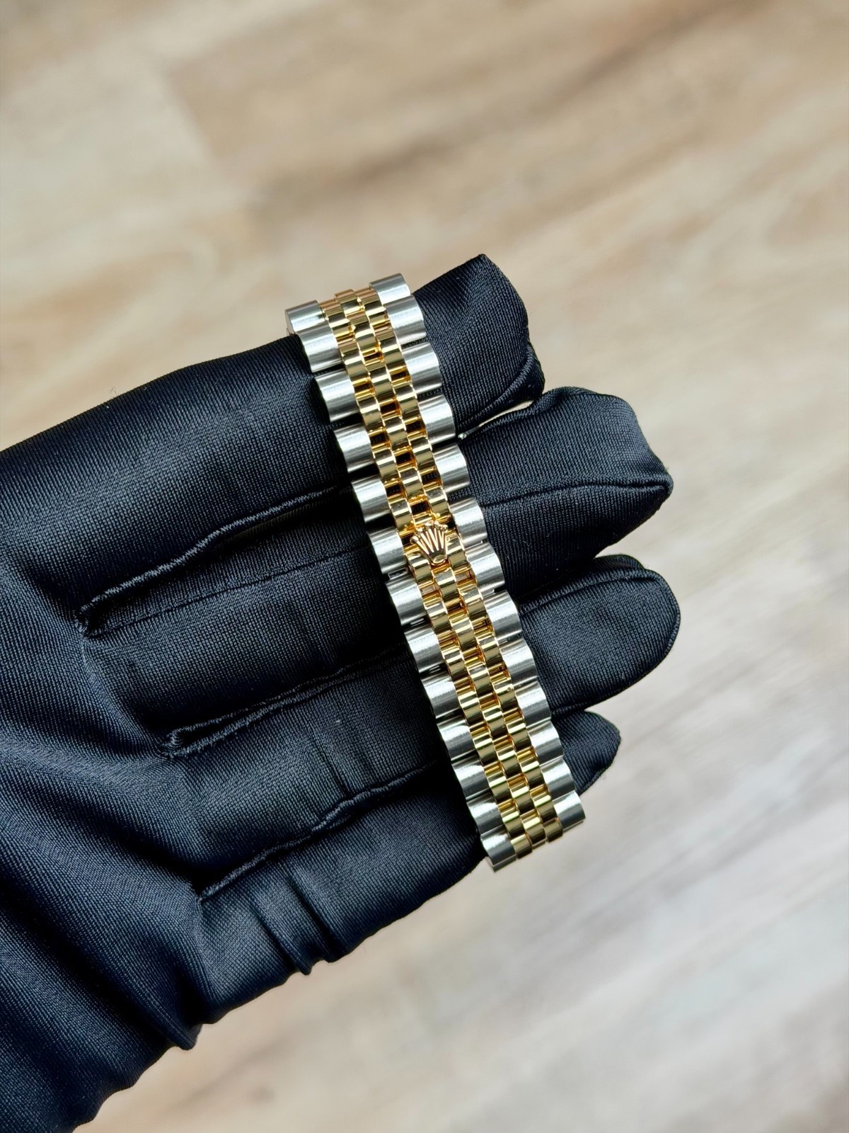 Rolex Datejust 31 Silver Diamond Fluted Jubilee Preowned 2015 178273