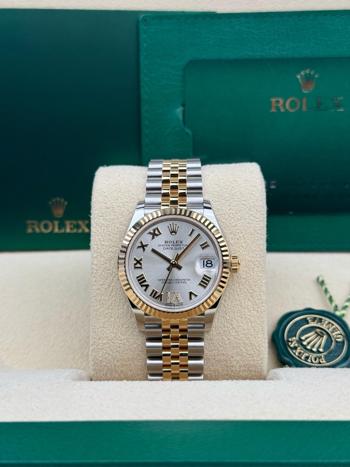 Rolex Datejust 31 Silver Roman Diamond VI Fluted Jubilee Unworn 2026 278273