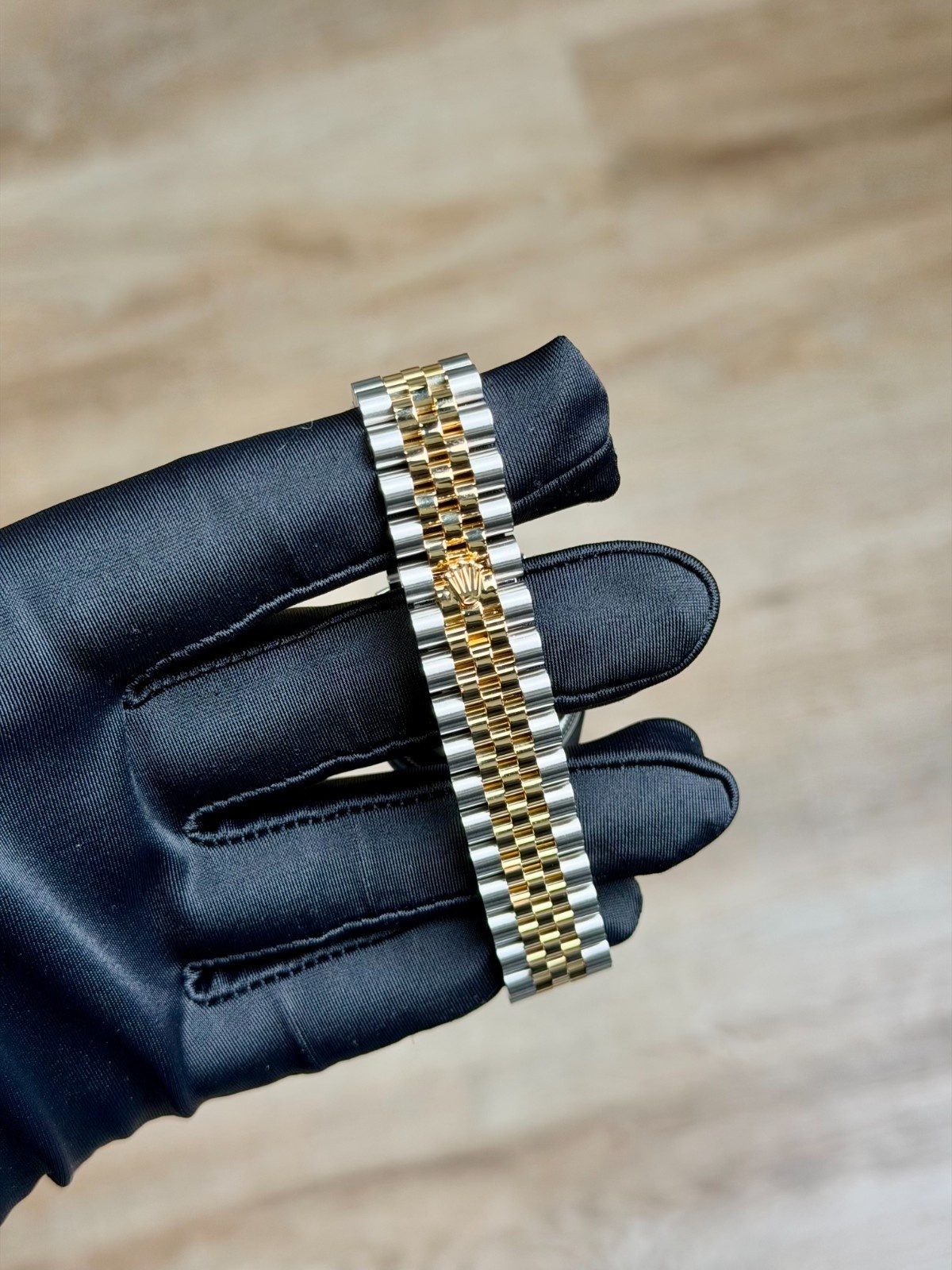Rolex Datejust 31 Silver Roman Diamond VI Fluted Jubilee Unworn 2026 278273