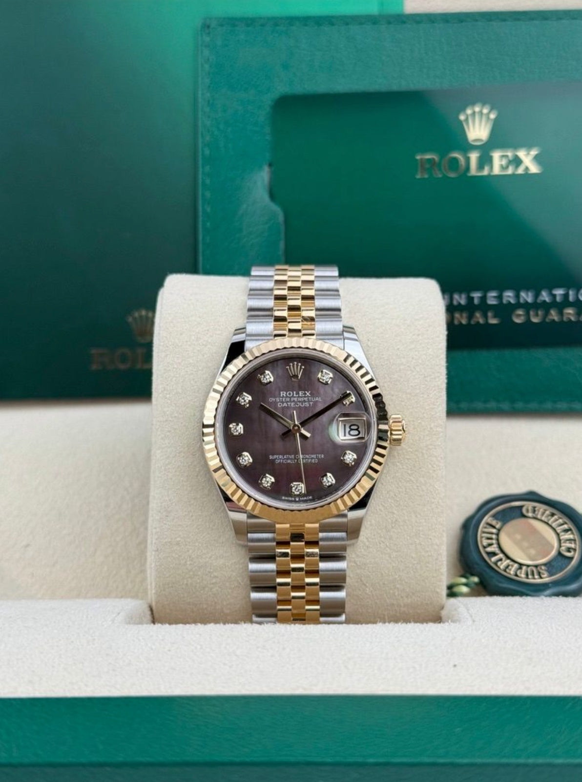 Rolex Datejust 31 Tahitian MOP Pearl Diamond Fluted Jubilee 2026 Unworn 278273