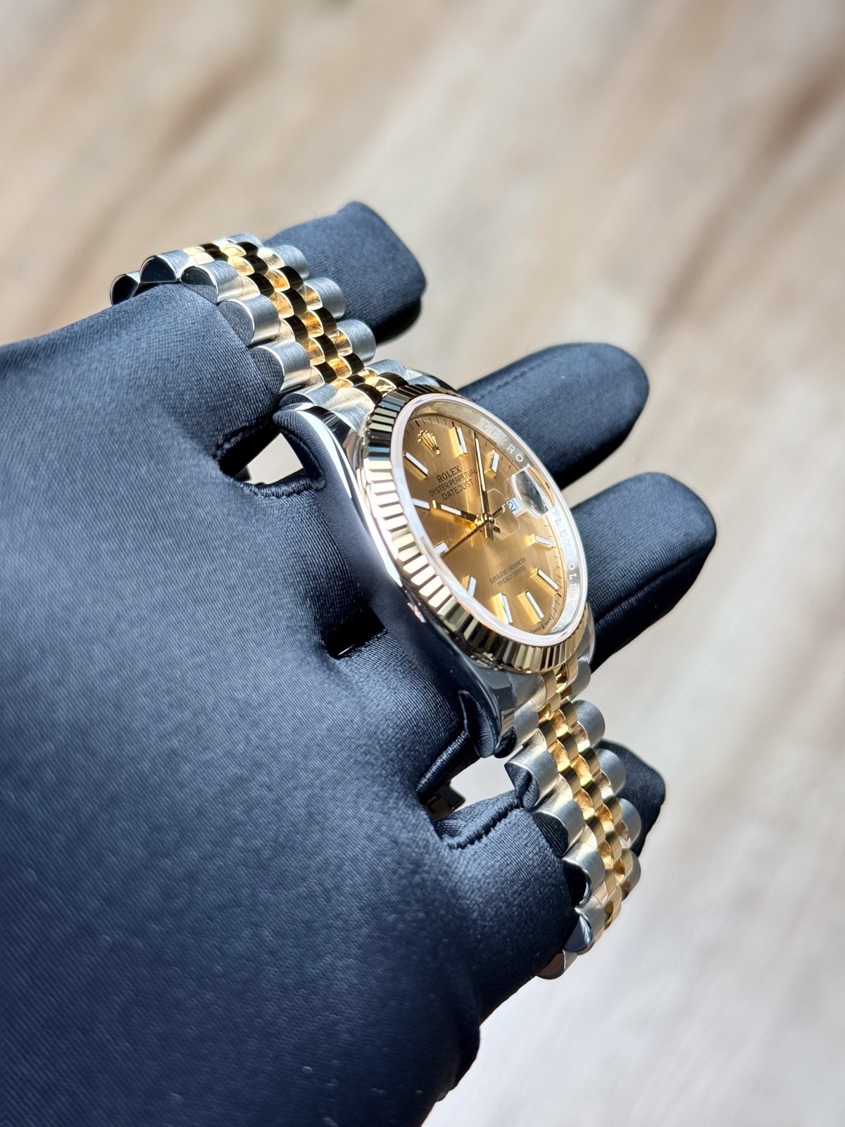 Rolex Datejust 36 Champagne Index Fluted Jubilee 2026 Unworn 126233