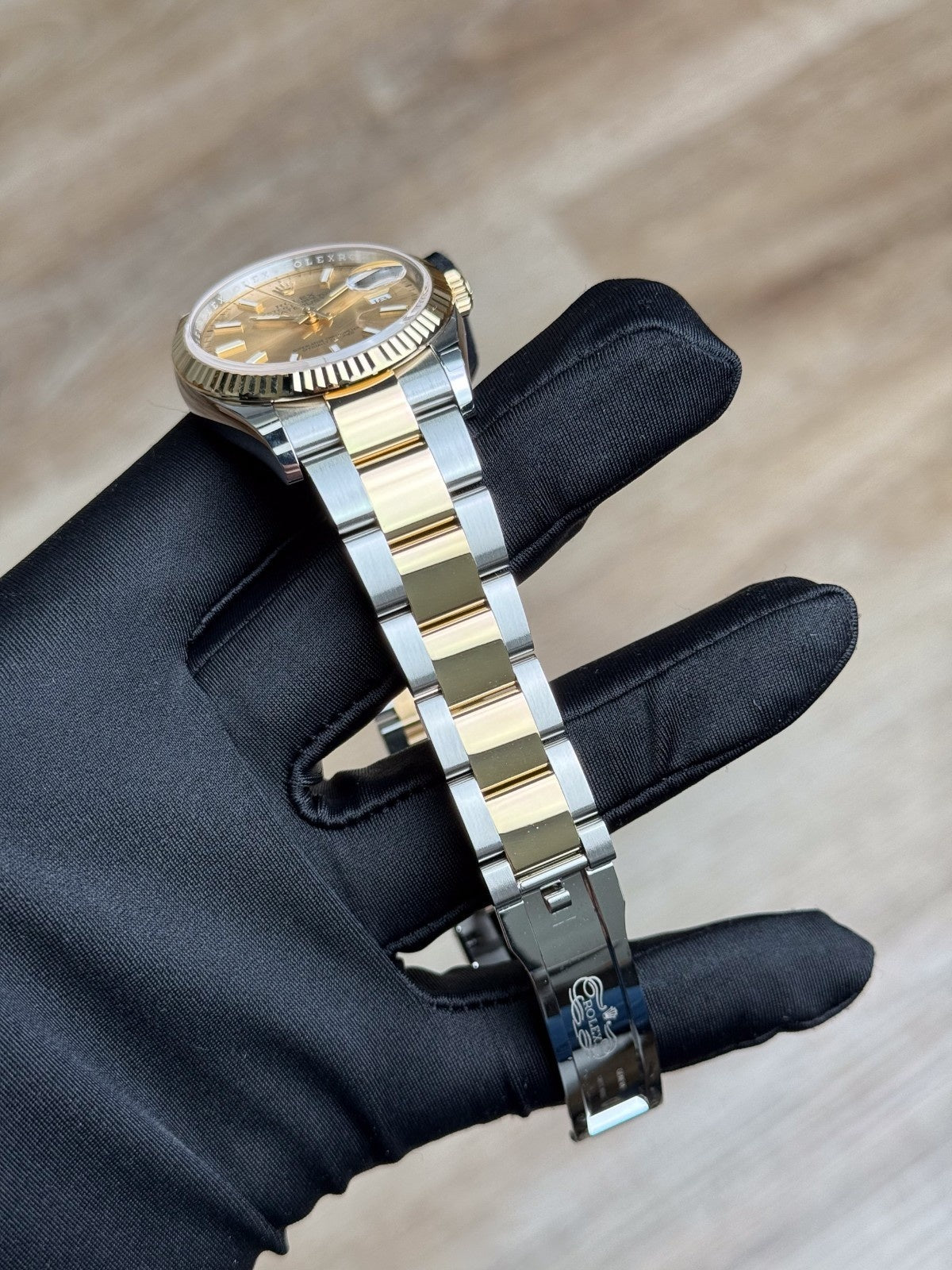 Rolex Datejust 36 Champagne Index Fluted Oyster 2026 Unworn 126233