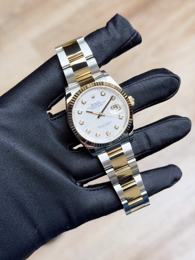 Rolex Datejust 36 MOP Pearl Diamond Fluted Oyster 2026 Unworn 126233