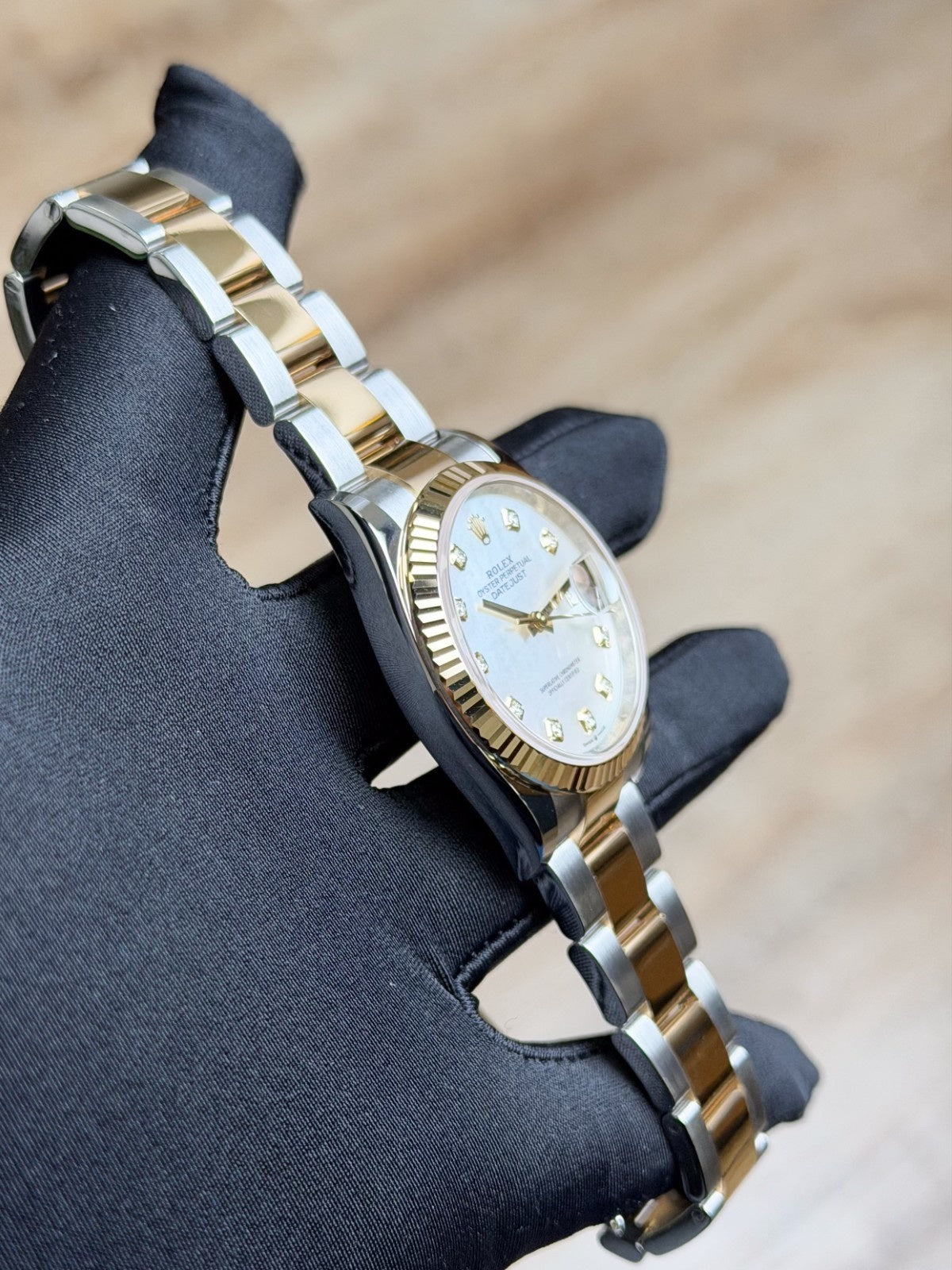 Rolex Datejust 36 MOP Pearl Diamond Fluted Oyster 2026 Unworn 126233