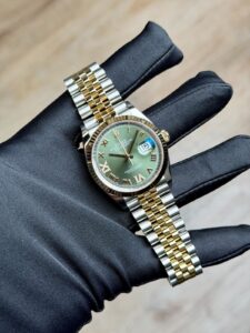 Rolex Datejust 36 Olive Green Roman VIIX Fluted Jubilee 2026 Unworn 126233