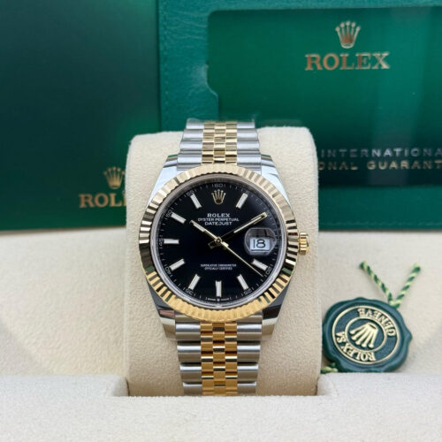 Rolex Datejust 41 Black Index Fluted Jubilee 2026 Unworn 126333