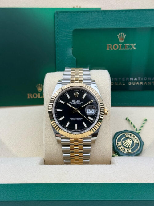 Rolex Datejust 41 Black Index Fluted Jubilee 2026 Unworn 126333