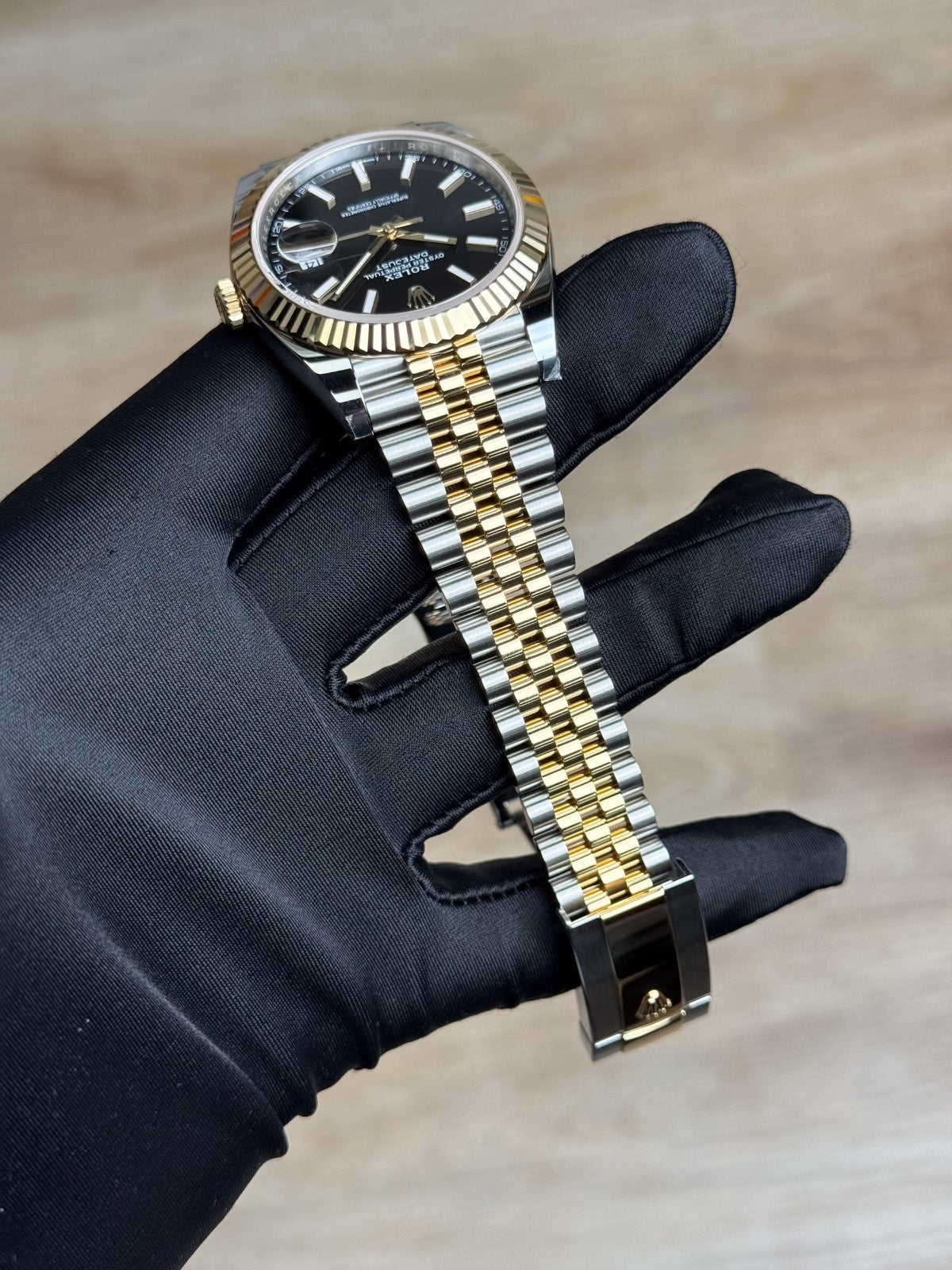 Rolex Datejust 41 Black Index Fluted Jubilee 2026 Unworn 126333