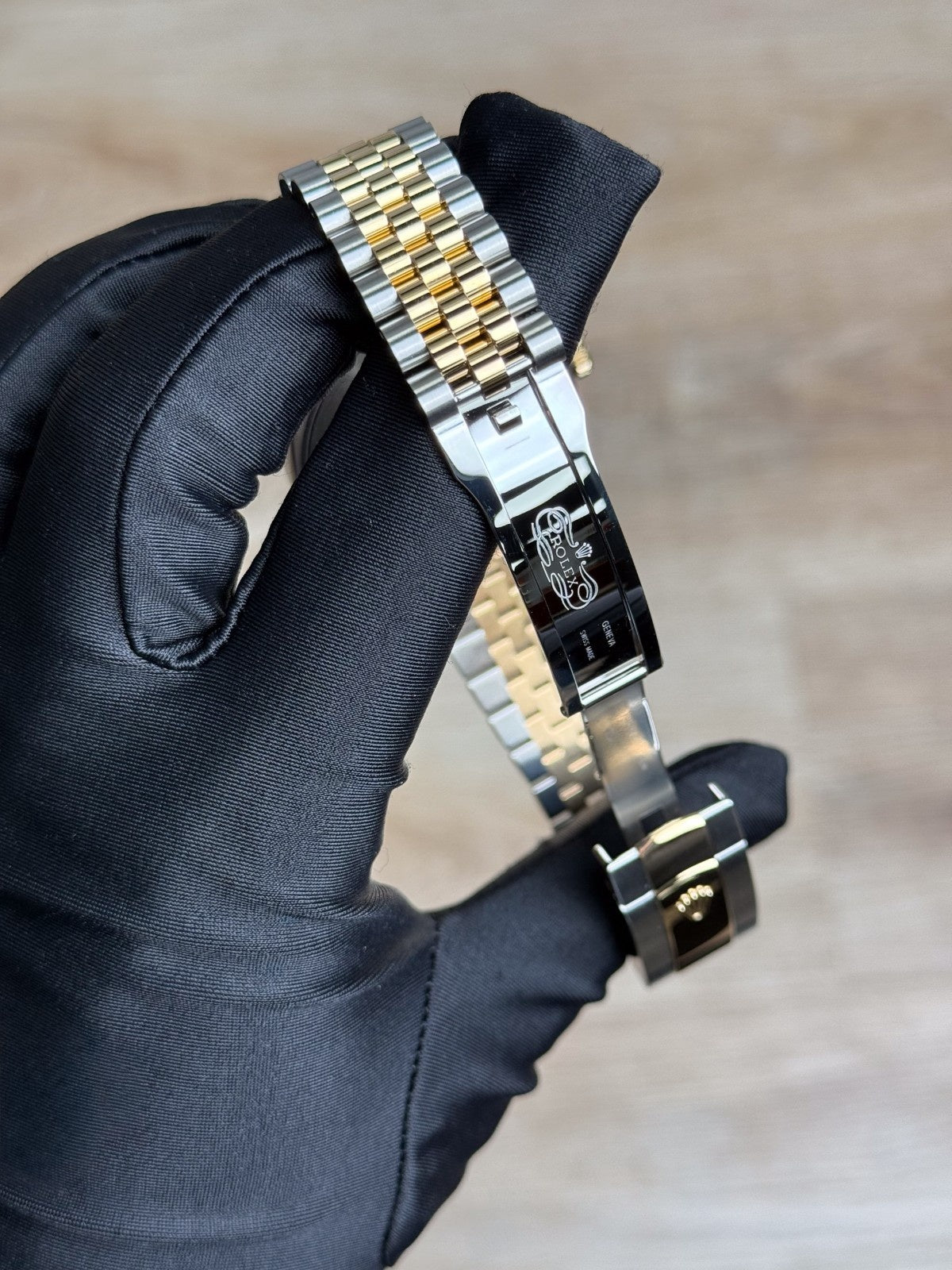 Rolex Datejust 41 Black Index Fluted Jubilee 2026 Unworn 126333
