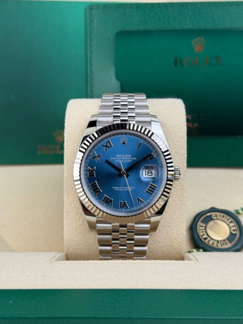 Rolex Datejust 41 Blue Roman Fluted Bezel Jubilee 2026 Unworn 126334