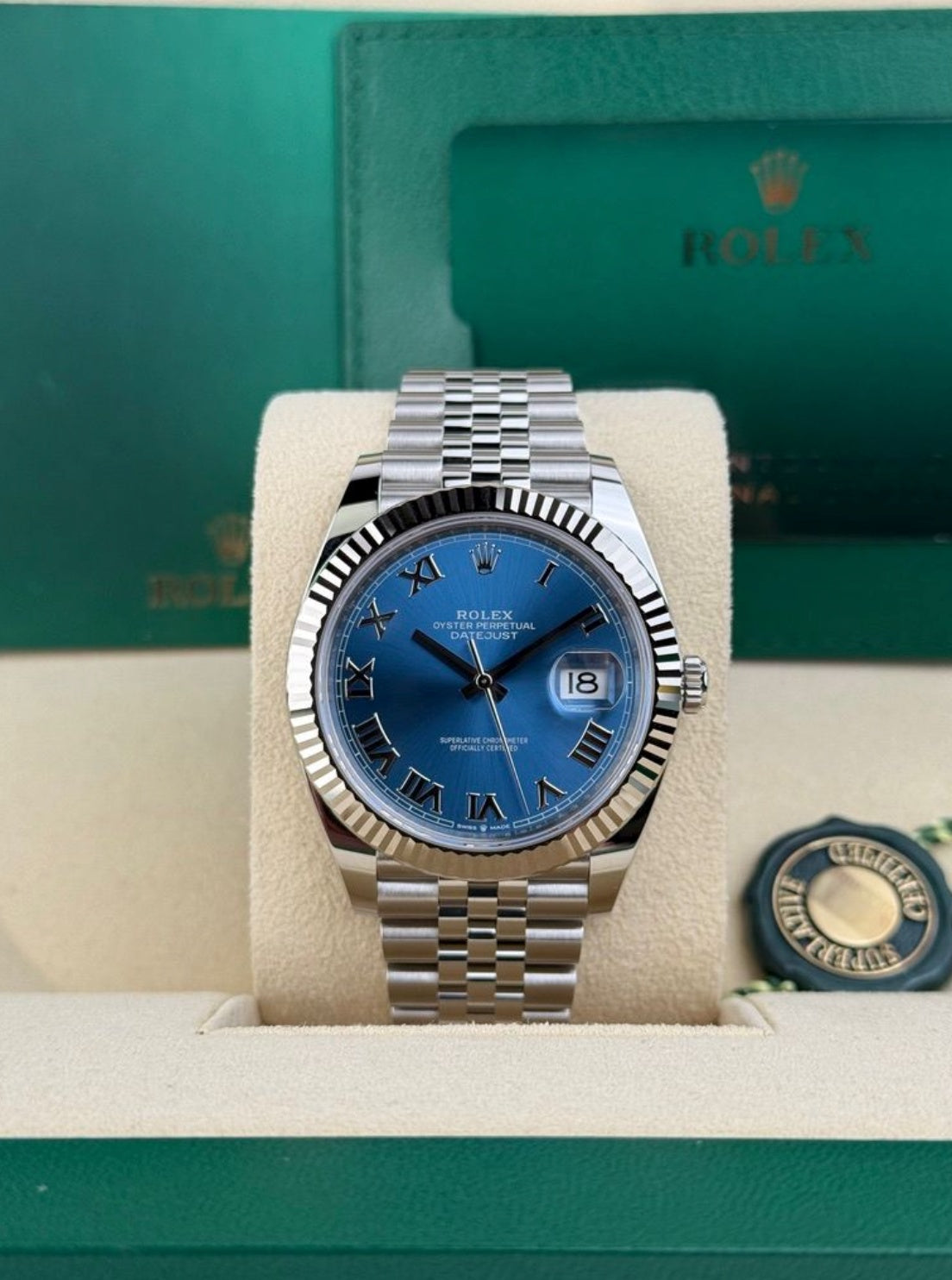 Rolex Datejust 41 Blue Roman Fluted Bezel Jubilee 2026 Unworn 126334