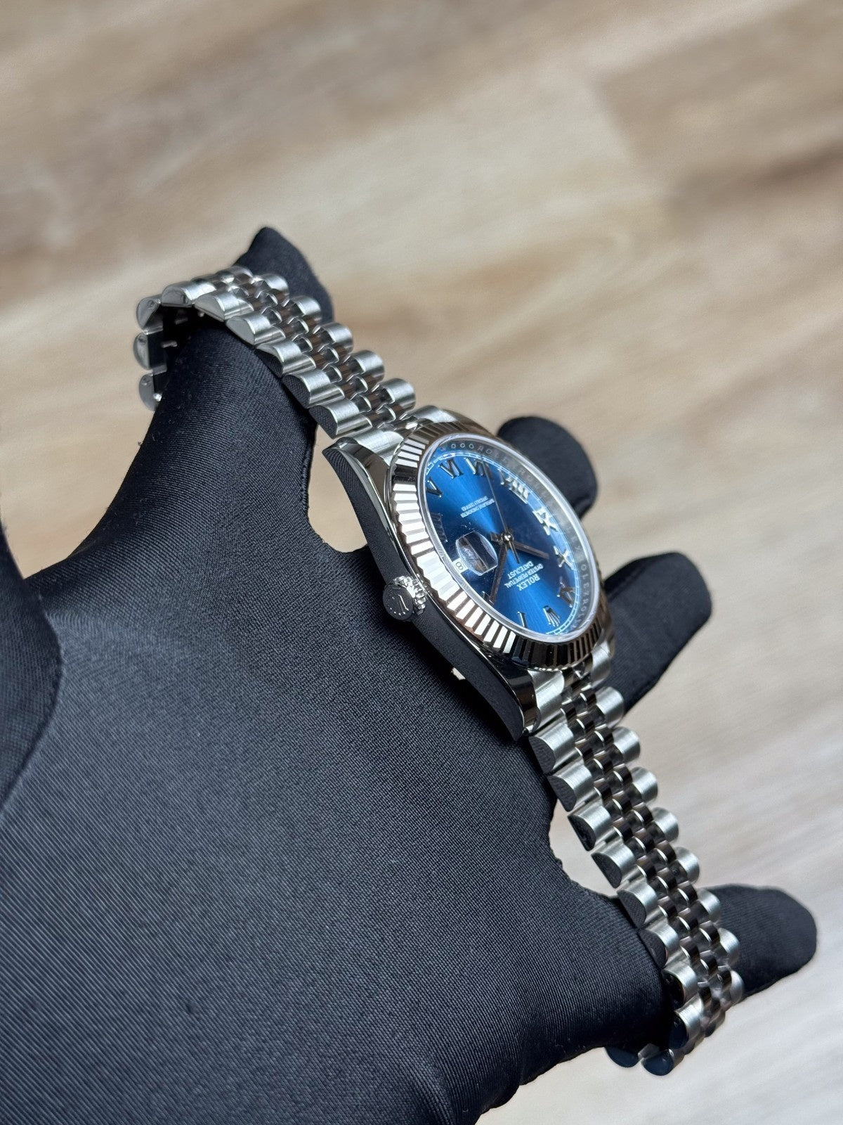 Rolex Datejust 41 Blue Roman Fluted Bezel Jubilee 2026 Unworn 126334