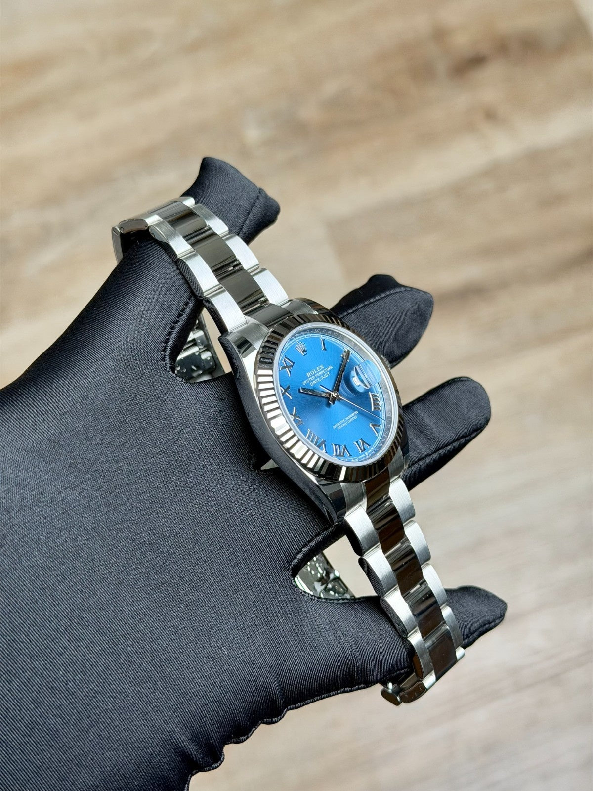 Rolex Datejust 41 Blue Roman Fluted Bezel Oyster 2026 Unworn 126334