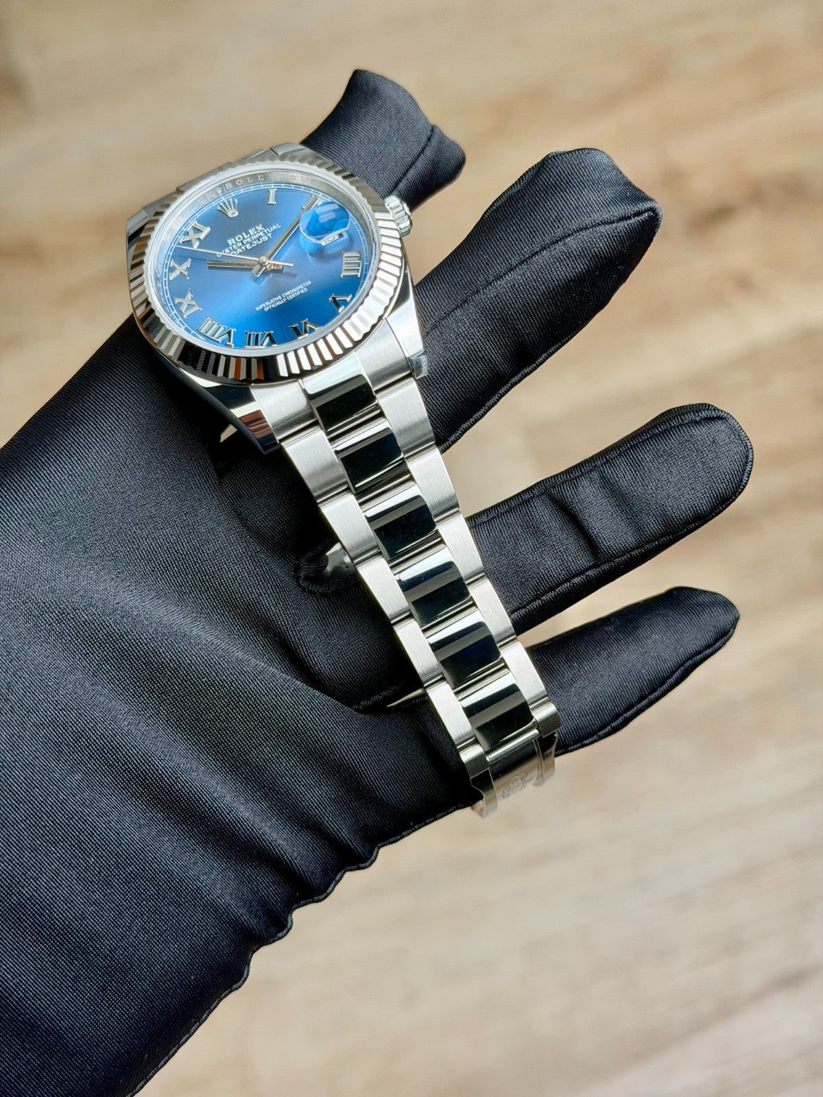 Rolex Datejust 41 Blue Roman Fluted Bezel Oyster 2026 Unworn 126334