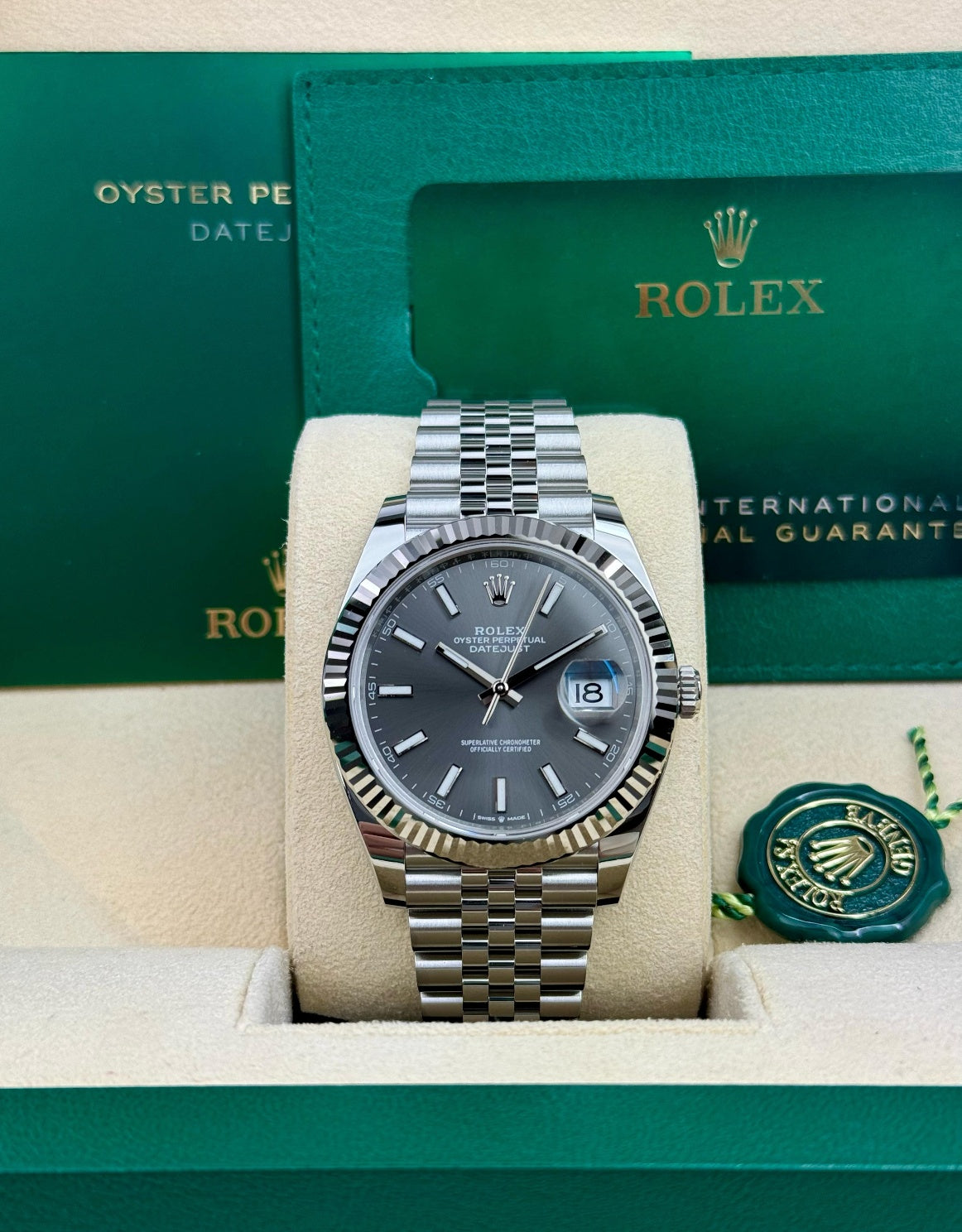 Rolex Datejust 41 Rhodium Slate Grey Index Fluted Jubilee 2026 Unworn 126334
