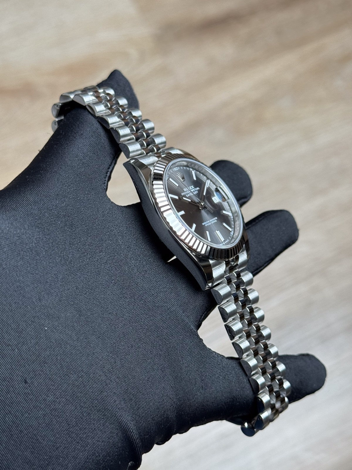 Rolex Datejust 41 Rhodium Slate Grey Index Fluted Jubilee 2026 Unworn 126334