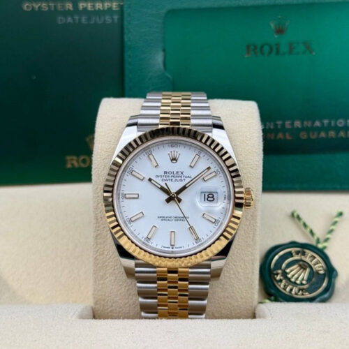 Rolex Datejust 41 White Index Fluted Bezel Jubilee 2026 Unworn 126333