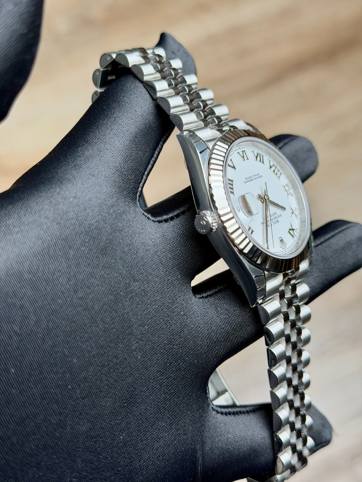 Rolex Datejust 41 White Roman Fluted Jubilee 2026 Unworn 126334