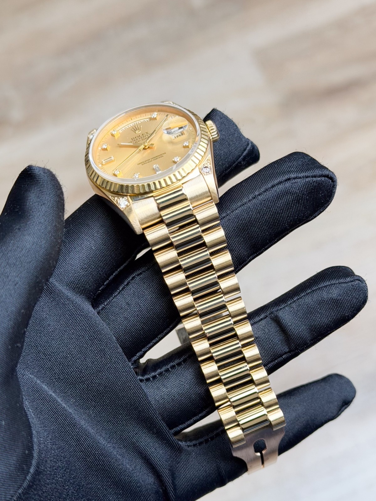 Rolex Day-Date 36 Champagne Diamond Fluted President Preowned Watch&Box 18238