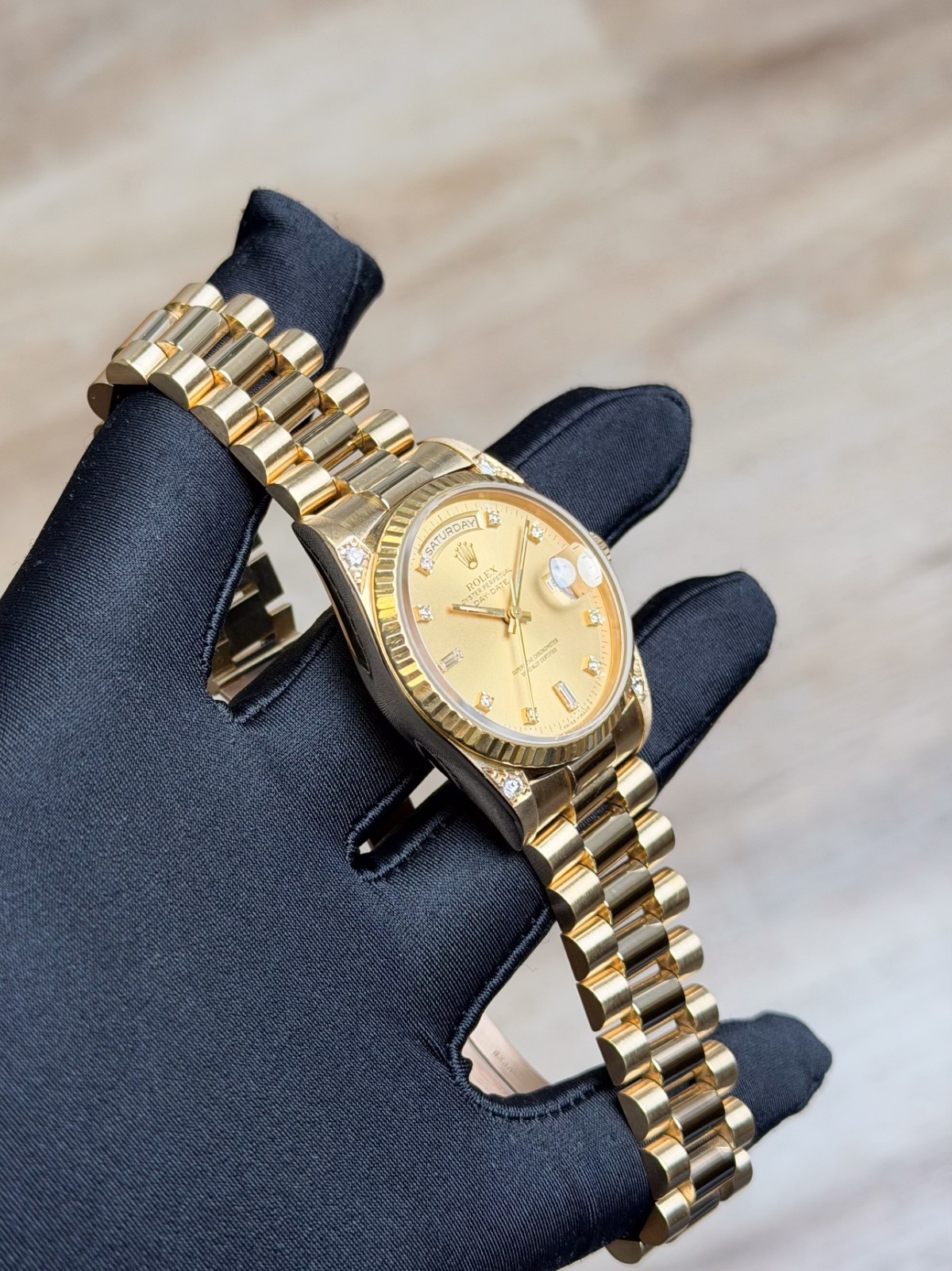 Rolex Day-Date 36 Champagne Diamond Fluted President Preowned Watch&Box 18238