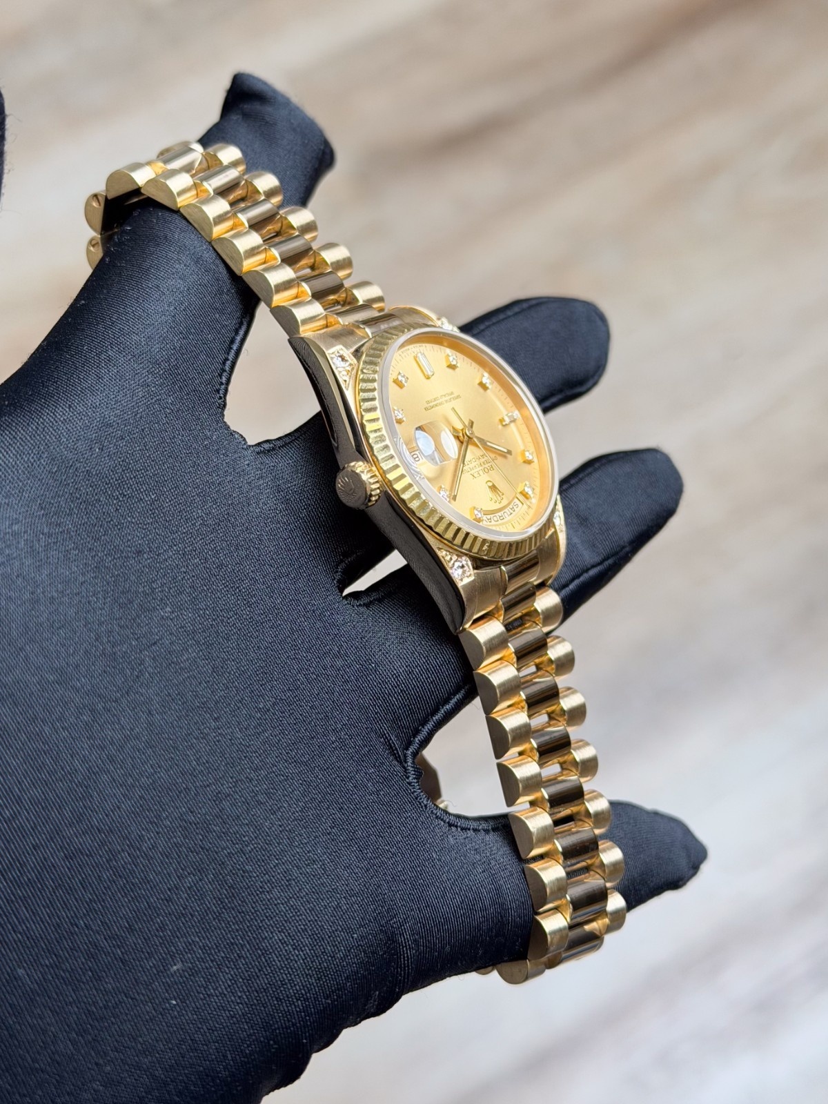 Rolex Day-Date 36 Champagne Diamond Fluted President Preowned Watch&Box 18238