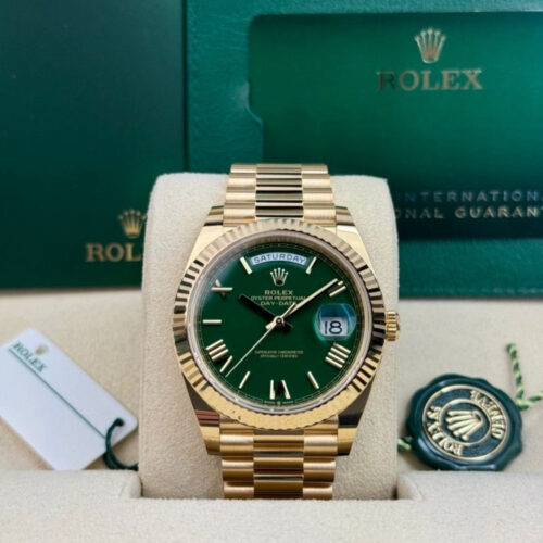 Rolex Day-date 40mm Green Roman Dial Fluted President 2026 Unworn 228238