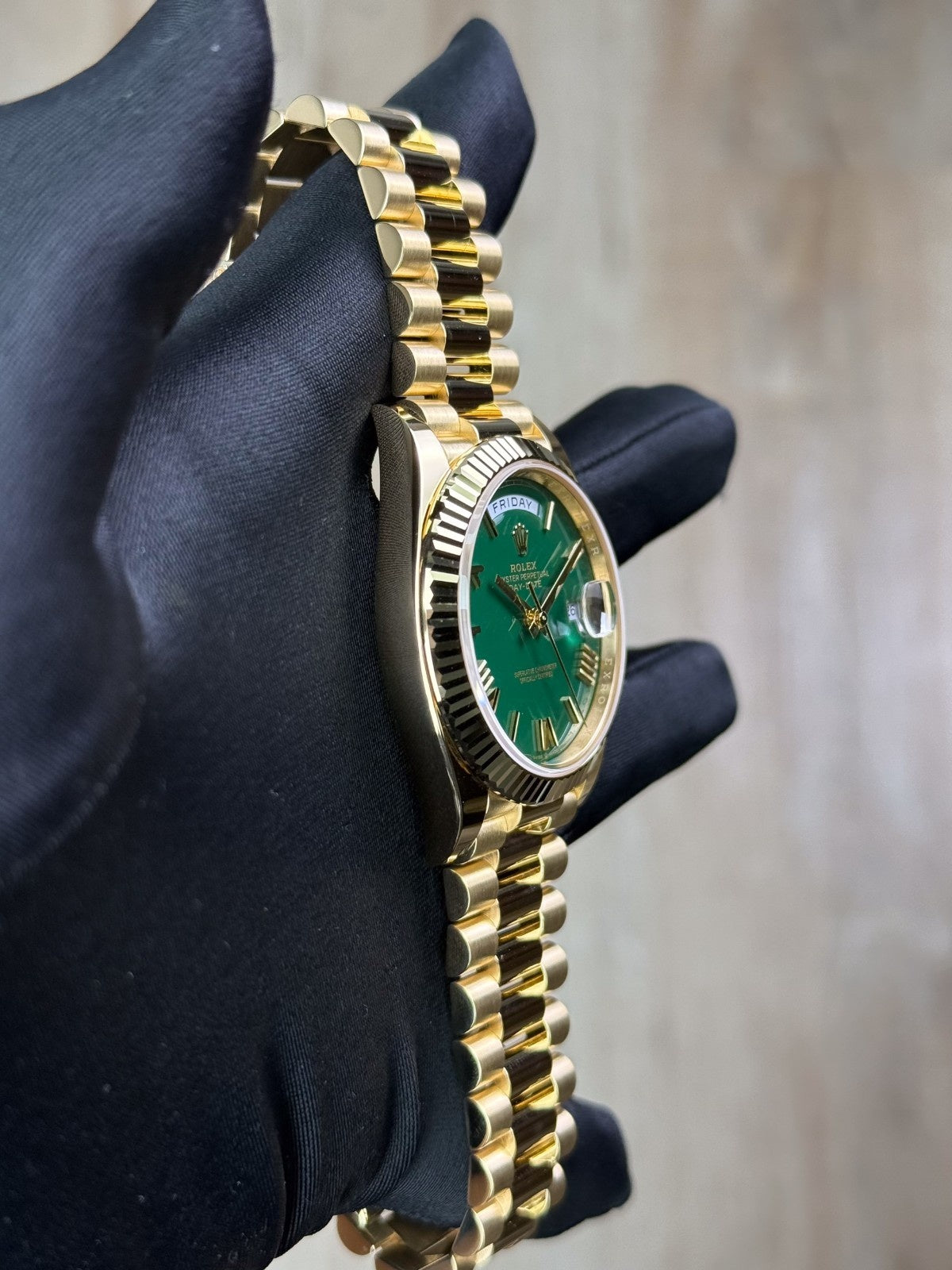 Rolex Day-date 40mm Green Roman Dial Fluted President 2026 Unworn 228238