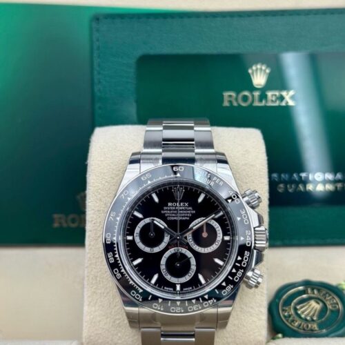 Rolex Daytona 40 Black/Black Index Oyster 2026 Unworn 126500LN