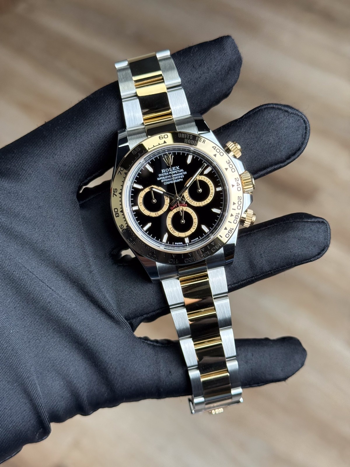 Rolex Daytona 40 Black/Black Index Oyster 2026 Unworn 126503