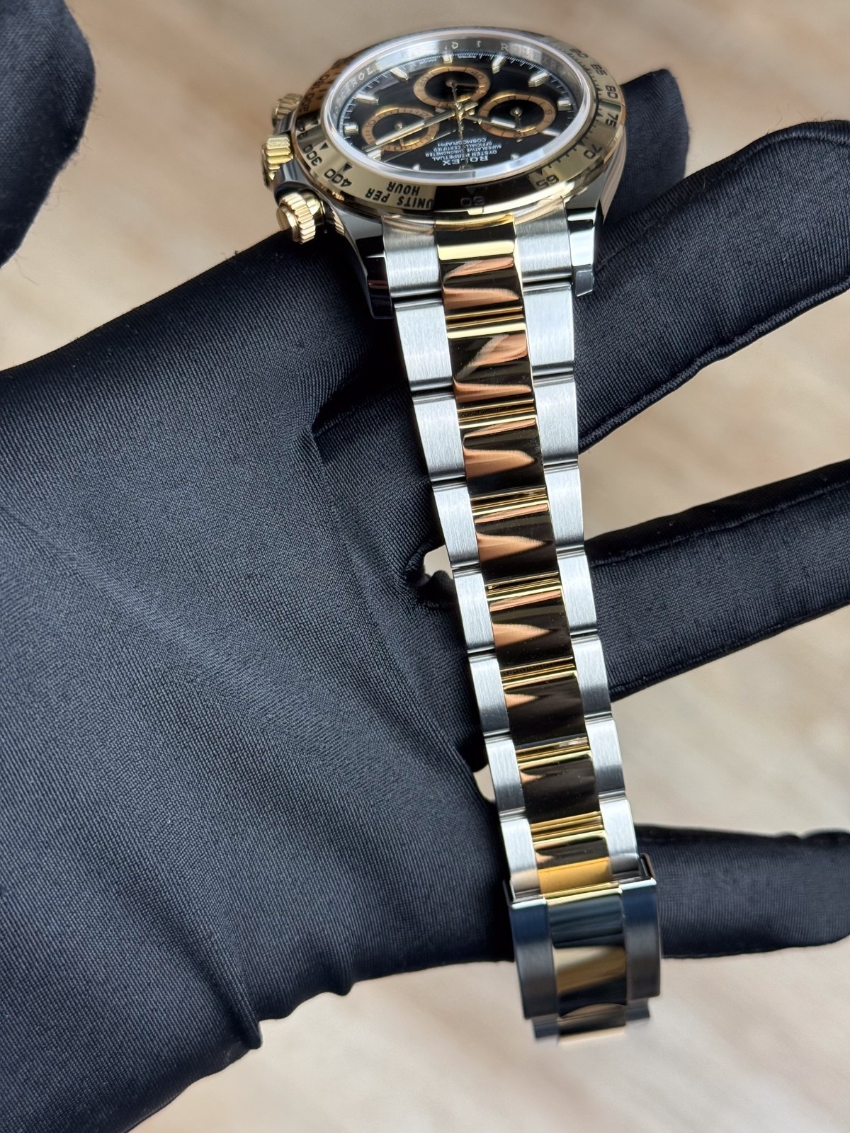 Rolex Daytona 40 Black/Black Index Oyster 2026 Unworn 126503