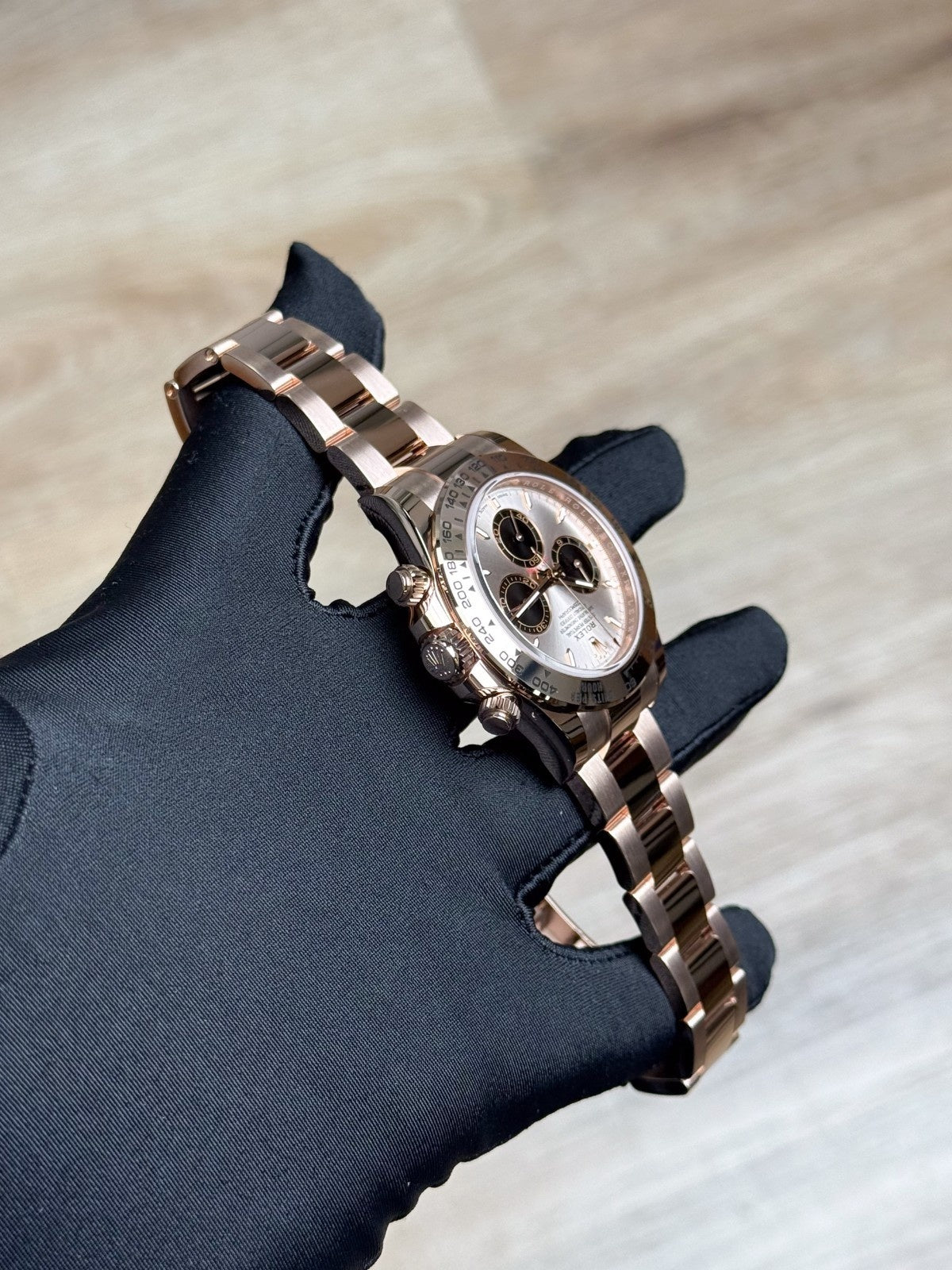Rolex Daytona 40 Sundust/Black Index Oyster 2026 Unworn 126505