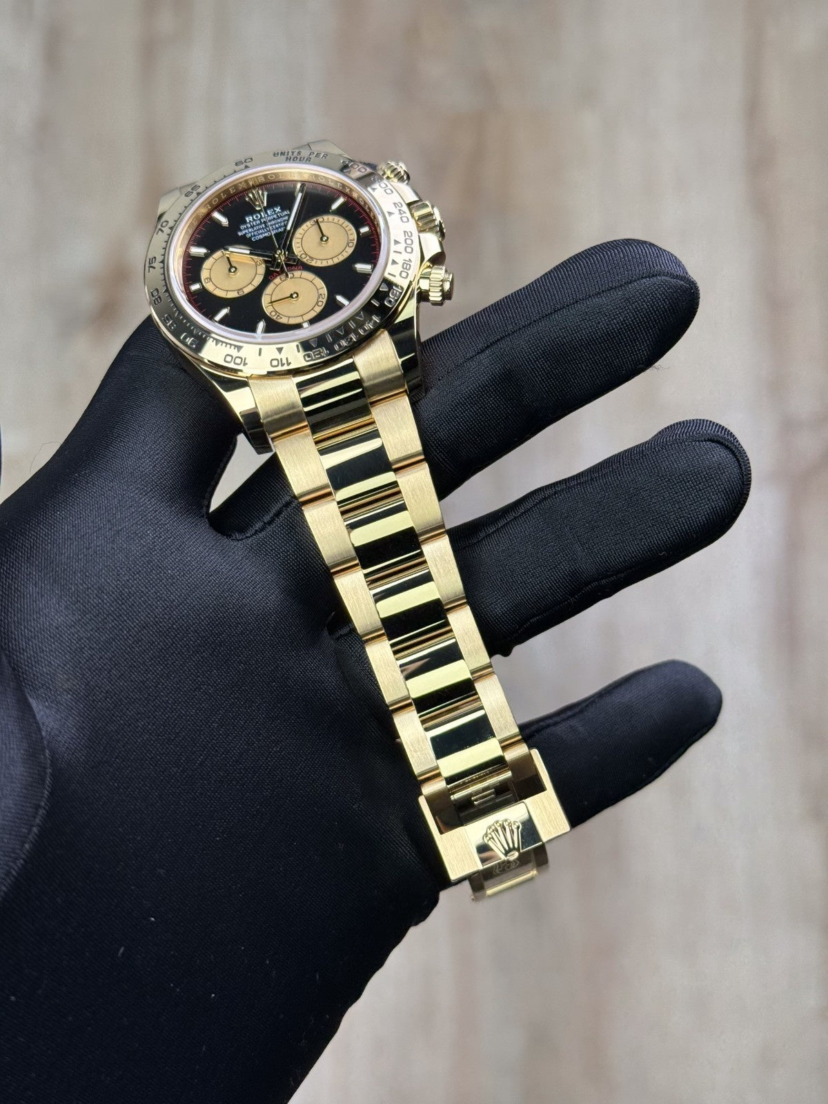 Rolex Daytona 40 Paul Newman Black/Champagne Index Oyster Preowned 2024 126508