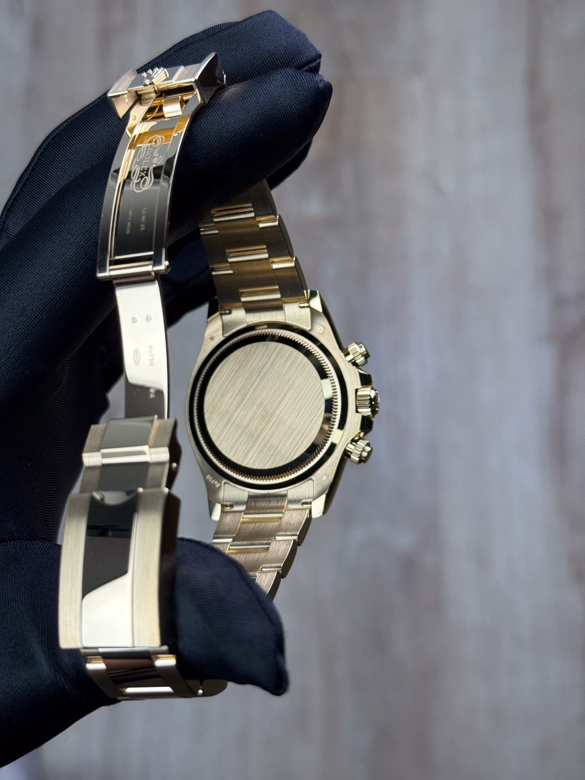 Rolex Daytona 40 Paul Newman Black/Champagne Index Oyster Preowned 2024 126508