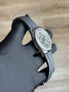 Rolex Daytona 40 Eye of Tiger Diamond Bezel Oysterflex Preowned 2021 116589TBR