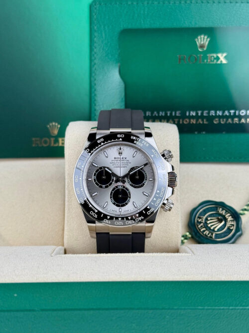 Rolex Daytona 40 Ghost Silver Steel/Black Index Oysterflex 2026 Unworn 126519LN