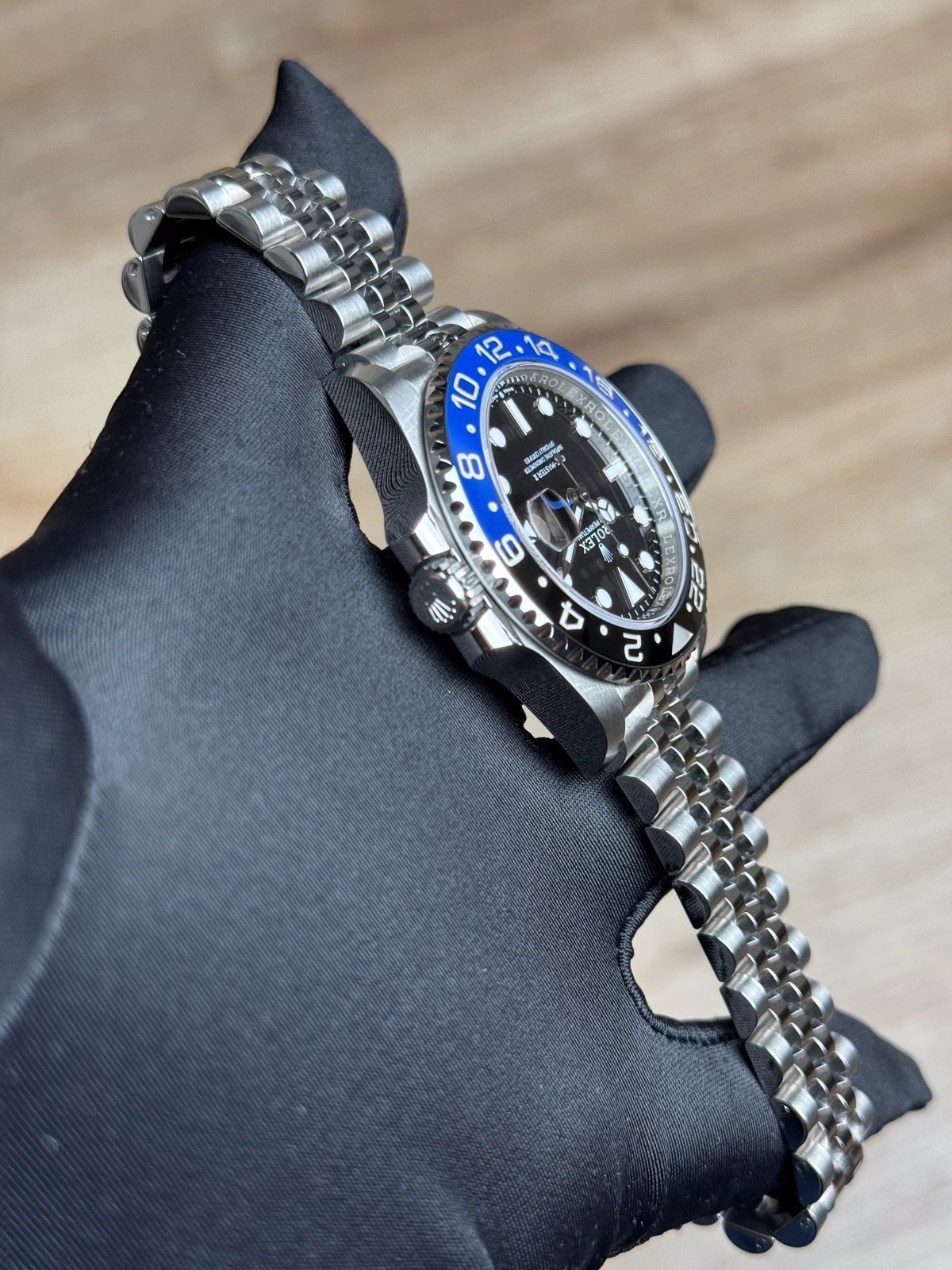 Rolex GMT-Master II 40 Batgirl Black Jubilee Preowned 2024 126710BLNR