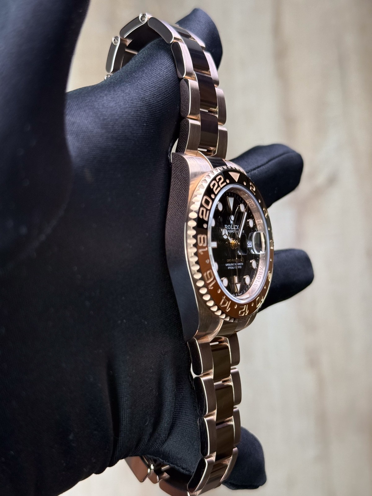 Rolex GMT-Master II 40 Root Beer Black Oyster 2019 Preowned 126715CHNR