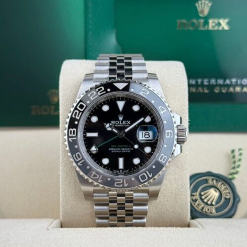 Rolex GMT-Master II 40 Bruce Wayne Black/Grey Jubilee 2026 Unworn 126710GRNR