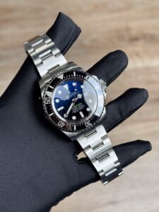 Rolex Sea-Dweller Deepsea 44 James Cameron D-Blue Oyster 2026 Unworn 136660