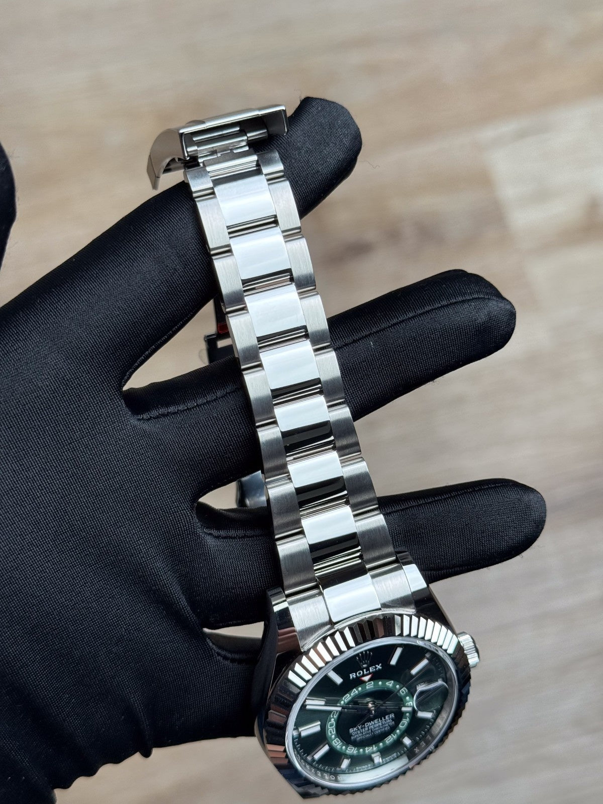 Rolex Sky-Dweller 42 Mint Green Index Fluted Oyster 2026 Unworn 336934