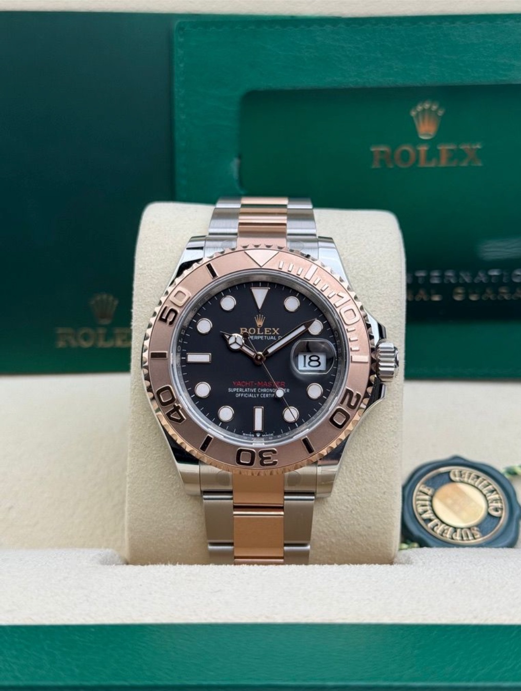 Rolex Yacht-Master 40 Black Rose Bezel Oyster Preowned 2022 126621