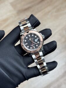 Rolex Yacht-Master 40 Black Rose Bezel Oyster Preowned 2022 126621