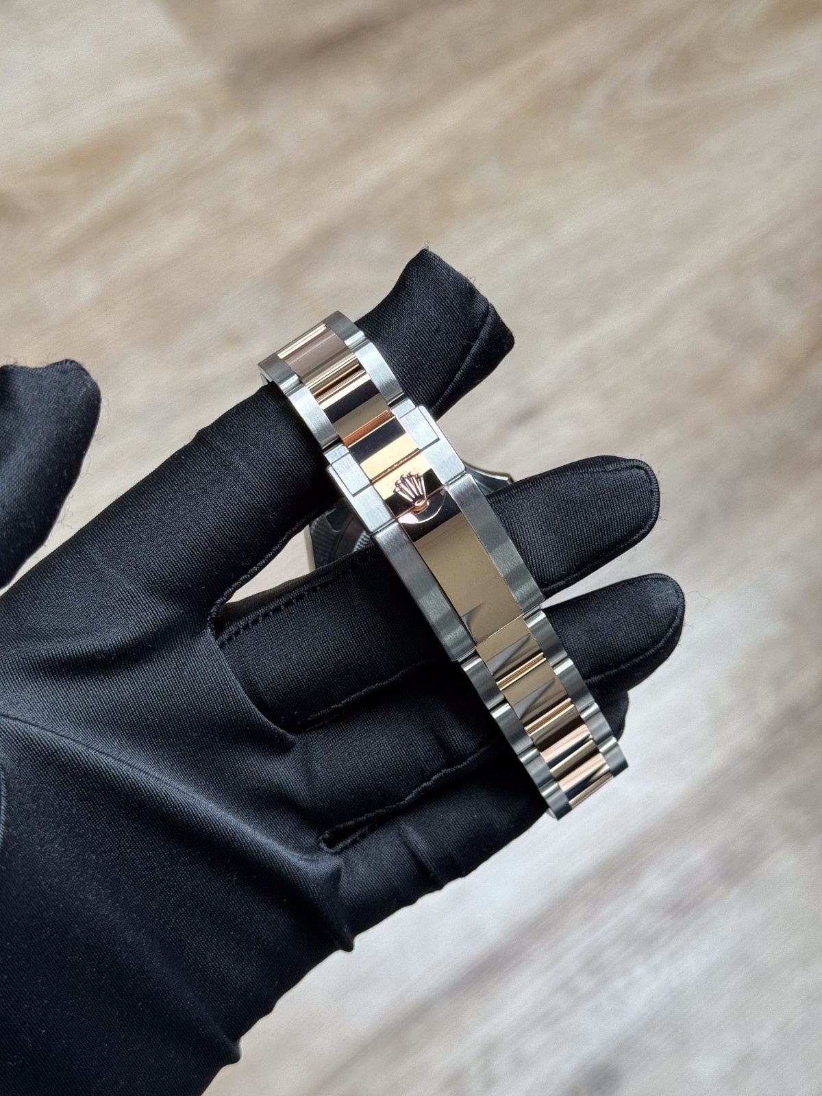 Rolex Yacht-Master 40 Black Rose Bezel Oyster Preowned 2022 126621