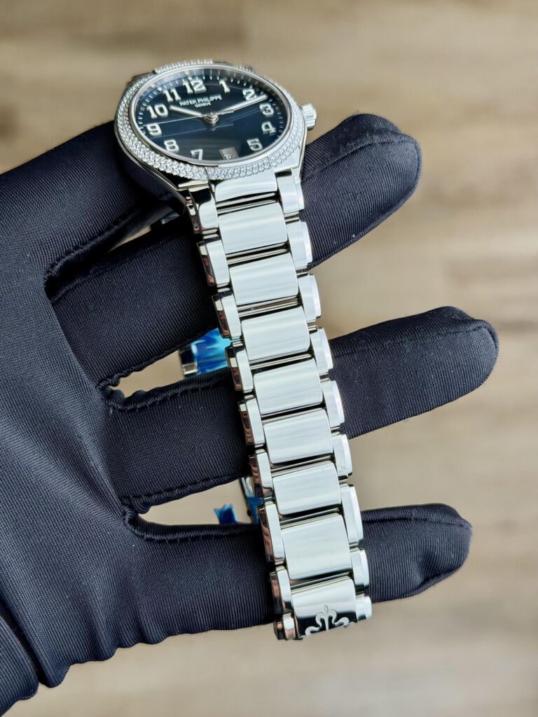 Patek Phillippe Twenty~4 Blue Arabic Diamond Bezel 2026 Unworn 7300/1200A-001