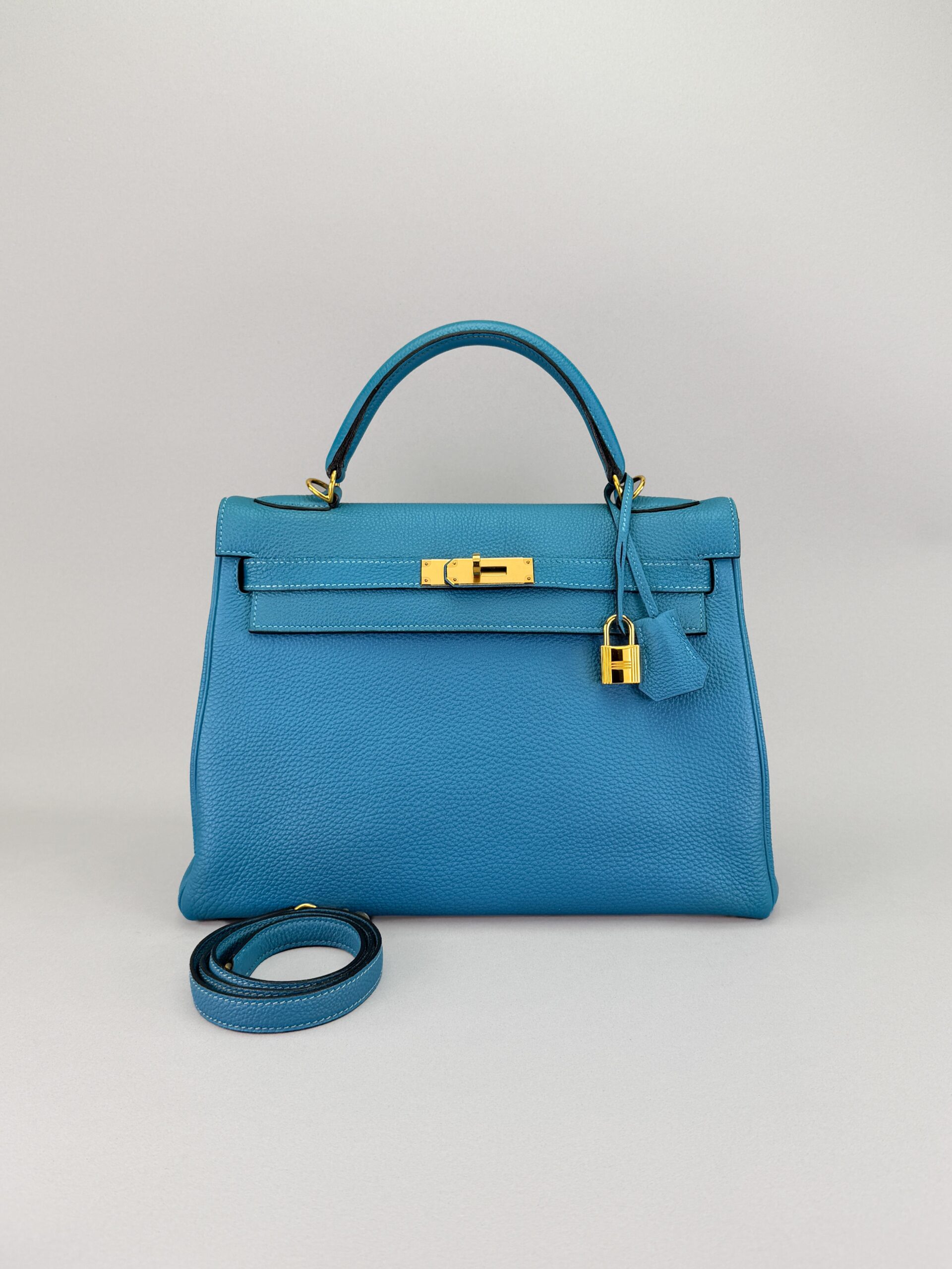 Hermes Kelly 32 Retourne Togo Blue Zanzibar Gold Hardware Preowned Square R
