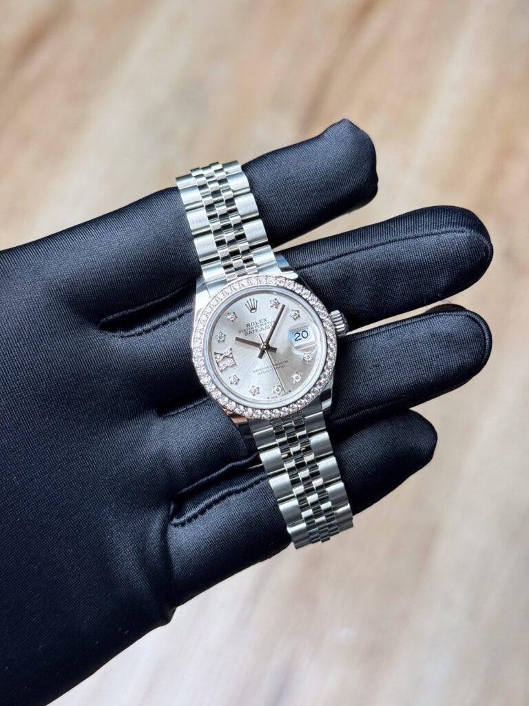 Rolex Datejust 28 Silver Star Diamond Bezel Jubilee 2026 Unworn 279384RBR