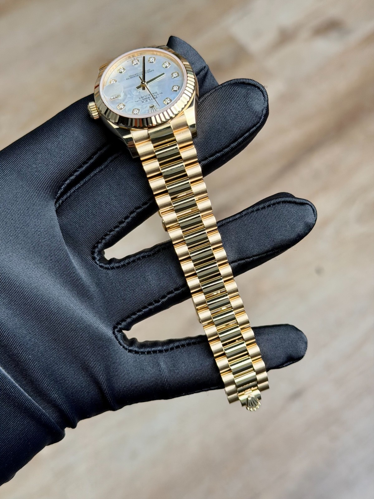 Rolex Datejust 31 MOP Pearl Diamond Fluted President 2026 Unworn 278278